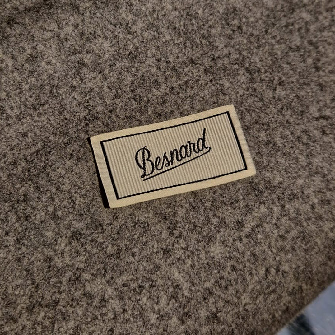 Besnard_Label_Casual